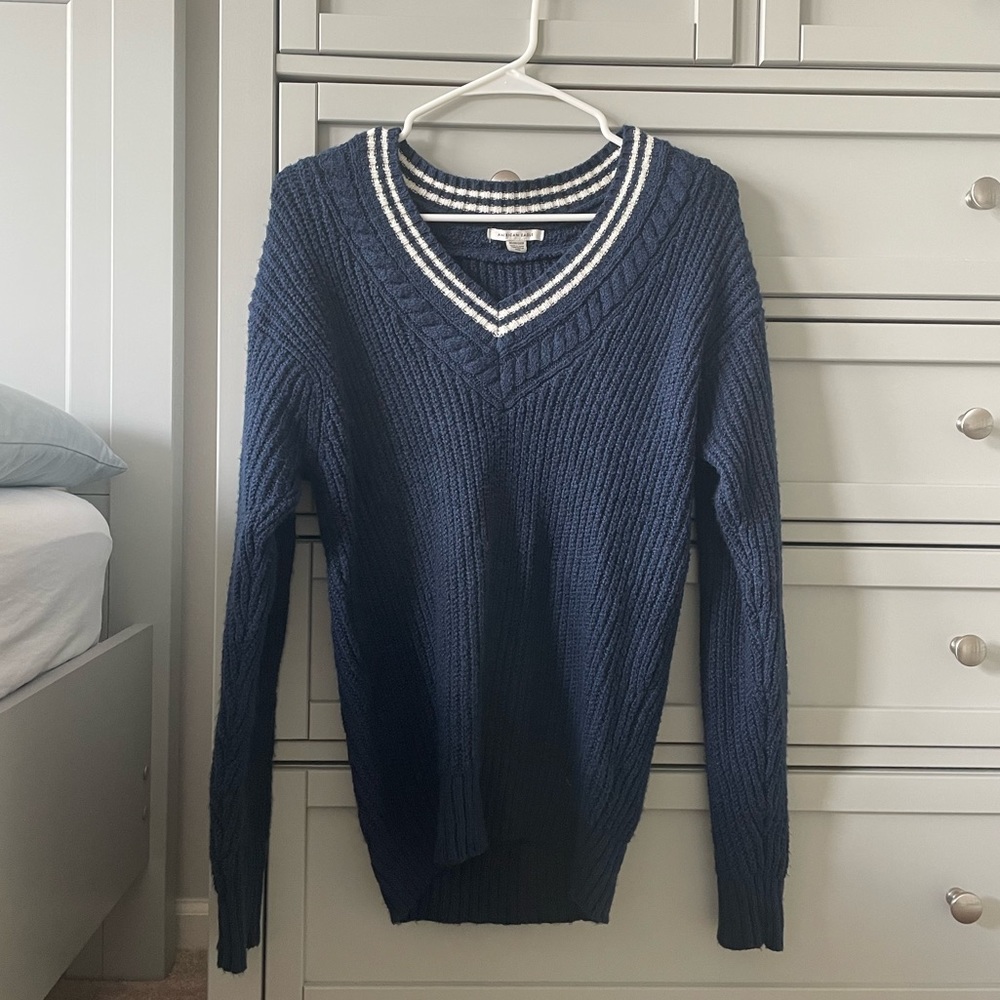 american eagle navy sweater